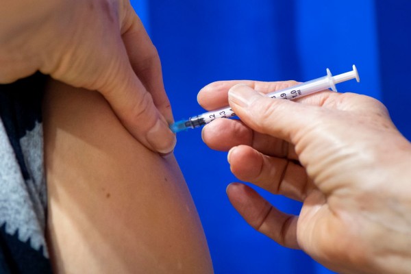Pfizer Seeks FDA Approval; Russia Warns Drinking Alcohol May Affect Vaccine Takers Pfizer Seeks FDA Approval; Russia Warns Drinking Alcohol May Affect Vaccine Takers