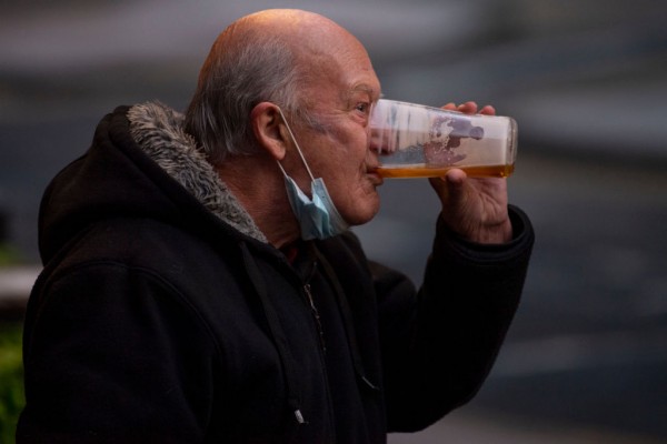Pfizer Seeks FDA Approval; Russia Warns Drinking Alcohol May Affect Vaccine Takers Pfizer Seeks FDA Approval; Russia Warns Drinking Alcohol May Affect Vaccine Takers