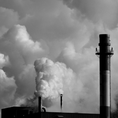 Air Pollution Ups the Risk for Atrial Fibrillation and Blood Clot in Lungs Air Pollution Ups the Risk for Atrial Fibrillation and Blood Clot in Lungs