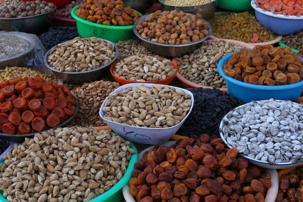 Eat Nuts Daily to Avert the Risk Factors for Type-2 Diabetes