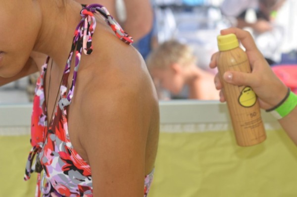 Chronic Fear and Worry about Skin Cancer Influences People to Use Sunscreen Chronic Fear and Worry about Skin Cancer Influences People to Use Sunscreen