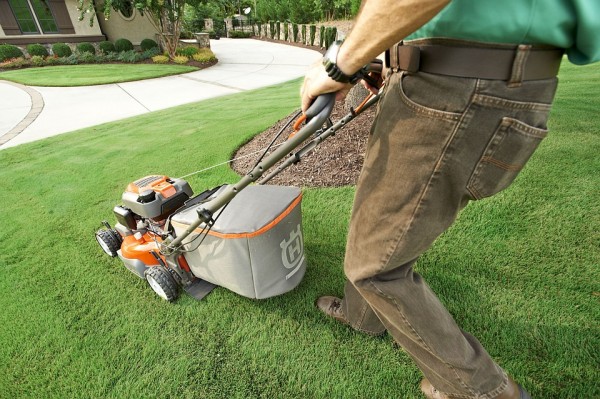 Lawnmower injuries a persistent source of serious injury and high costs, new study affirms