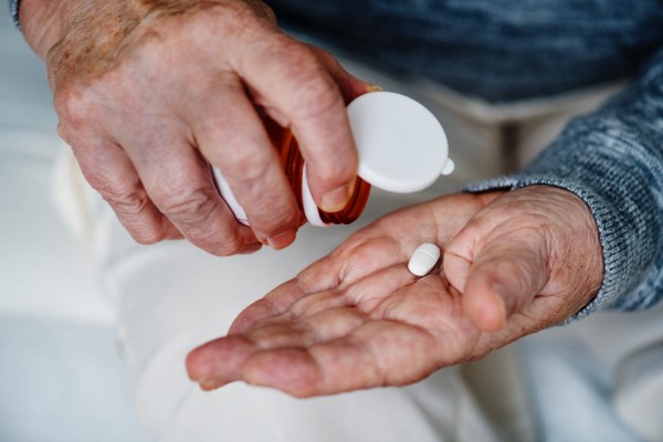 Lack of communication puts older adults at risk of clashes between their medicines